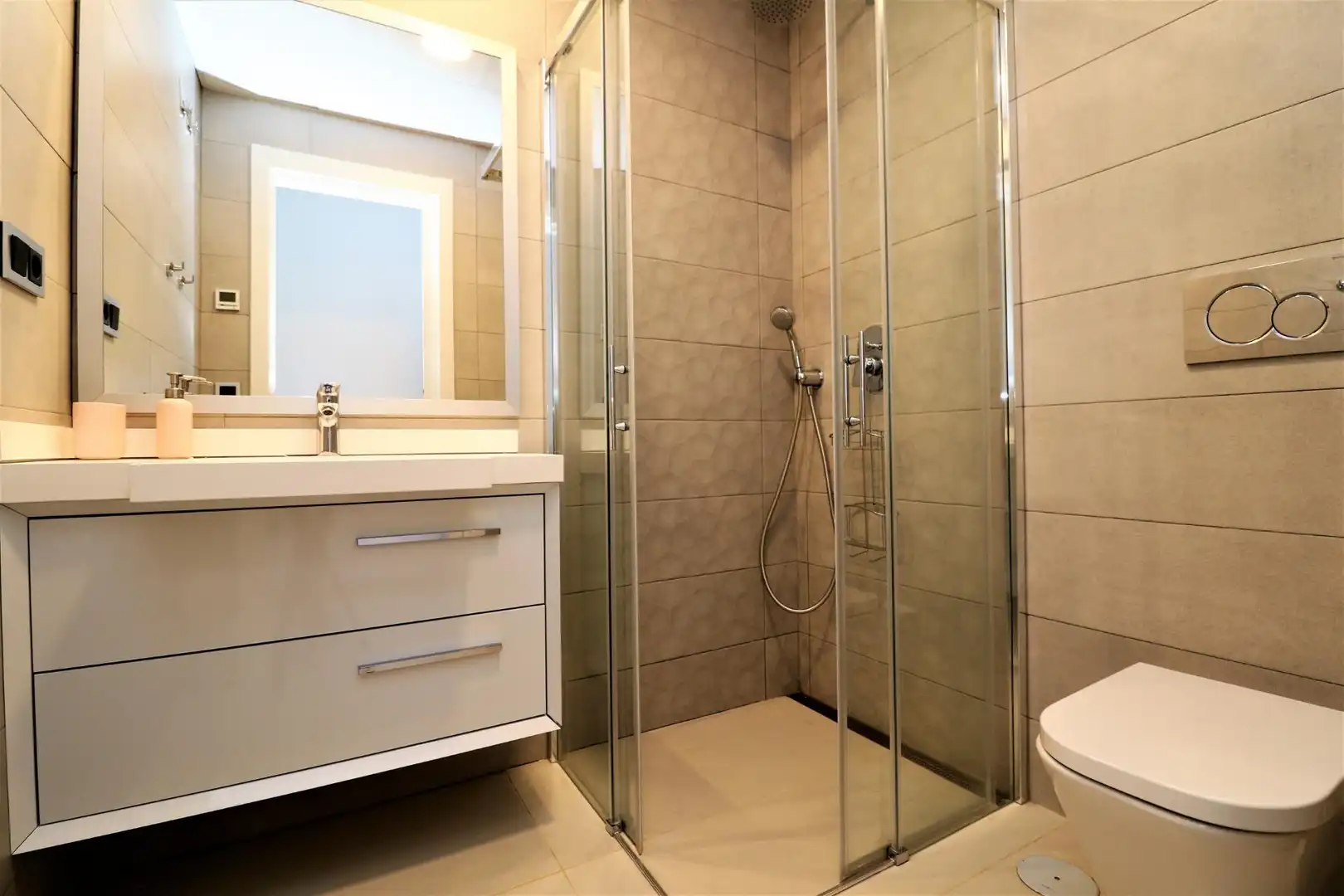 Apartamento con piscina en venta en Playa de Poniente, imagen 15