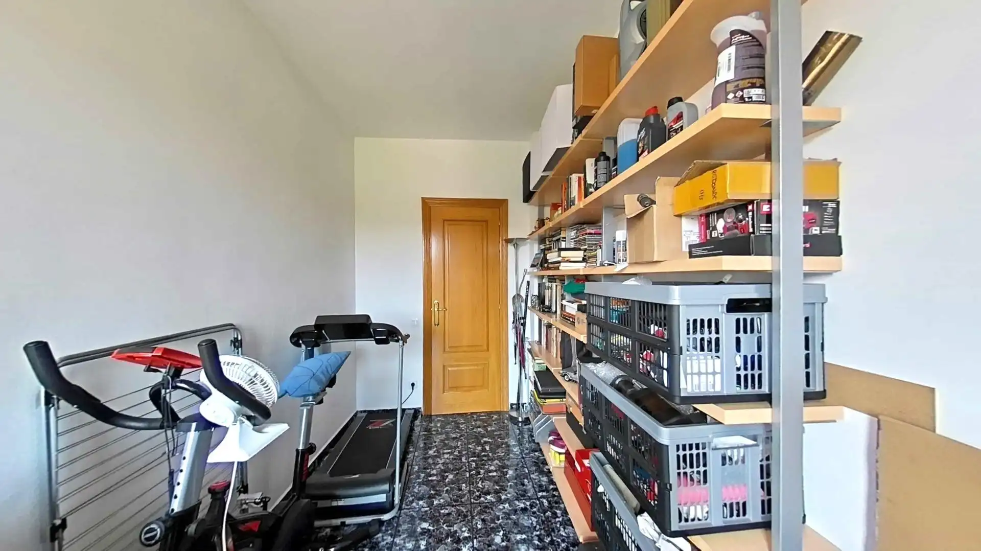Wohnung zum Verkauf in Sabadell mit Heizung, Parkett und Balkon