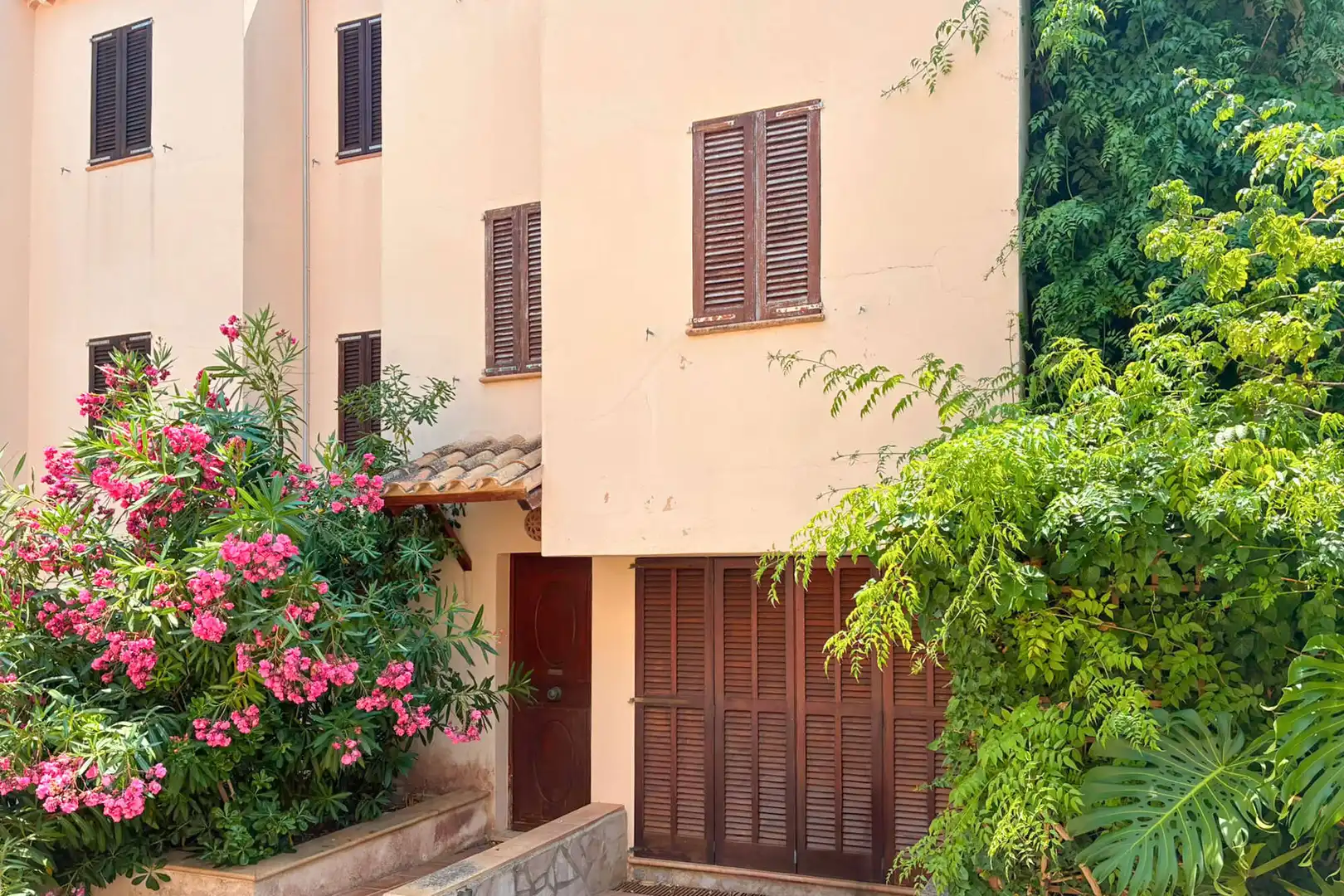 Exterior view of Detached homes for rent in Capdepera  with Air Conditioner, Terrace and Furnished