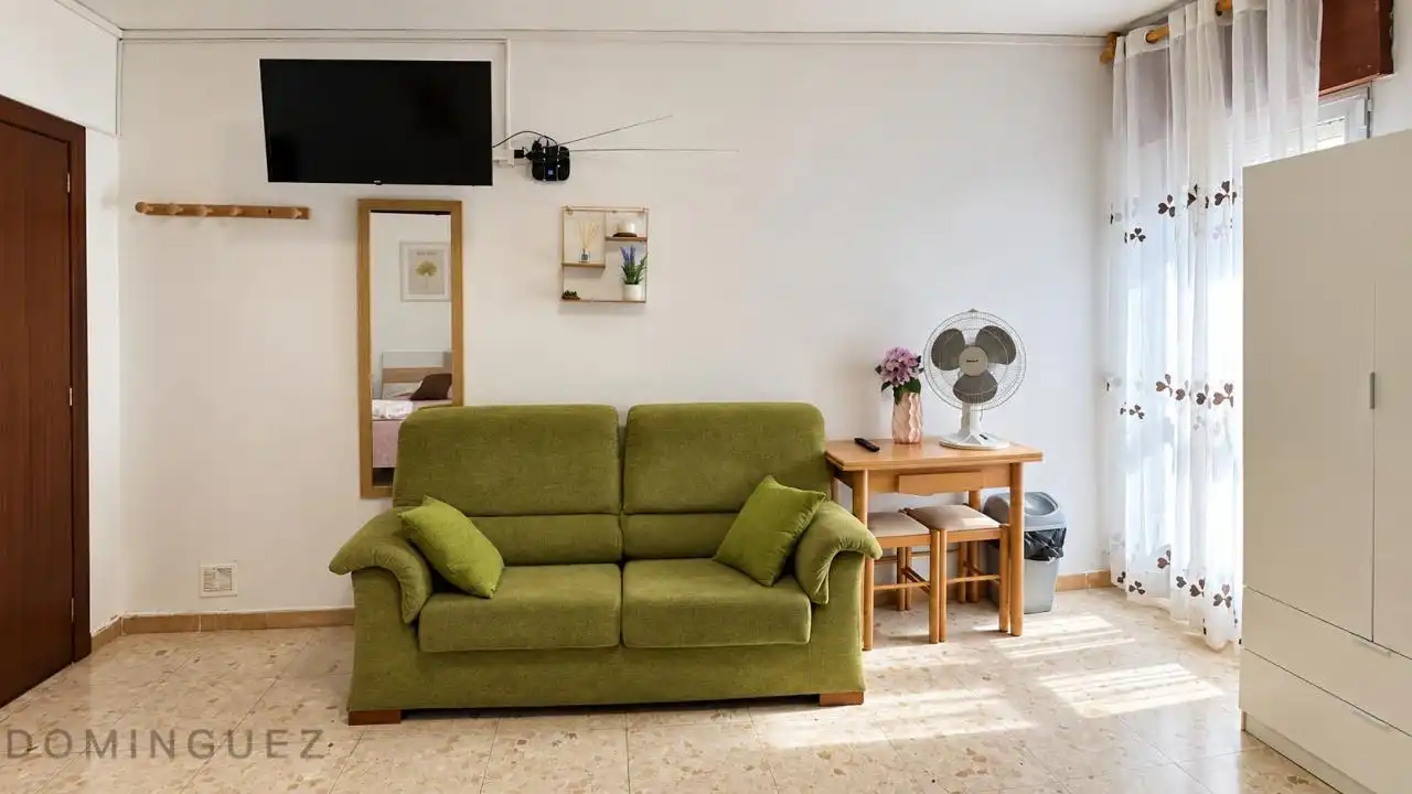 Living room of Study for rent in Marín, Pontevedra