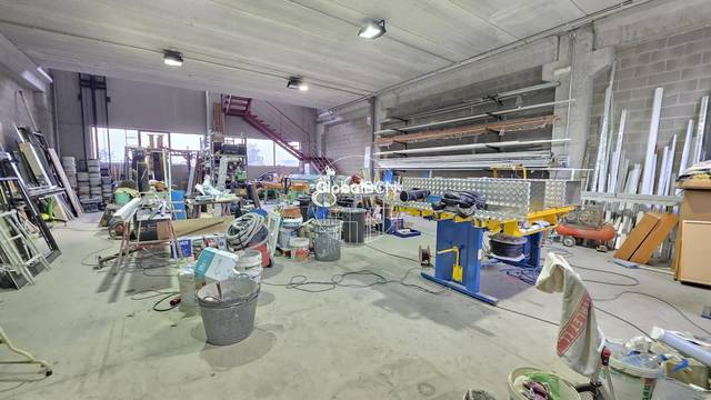 Nave industrial en Venta en Carrer dels Tintorers en Olesa de Montserrat
