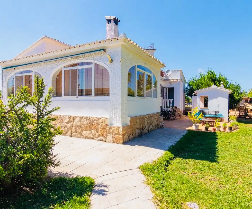 Detached house with terrace for sale in La Xara - La Sella