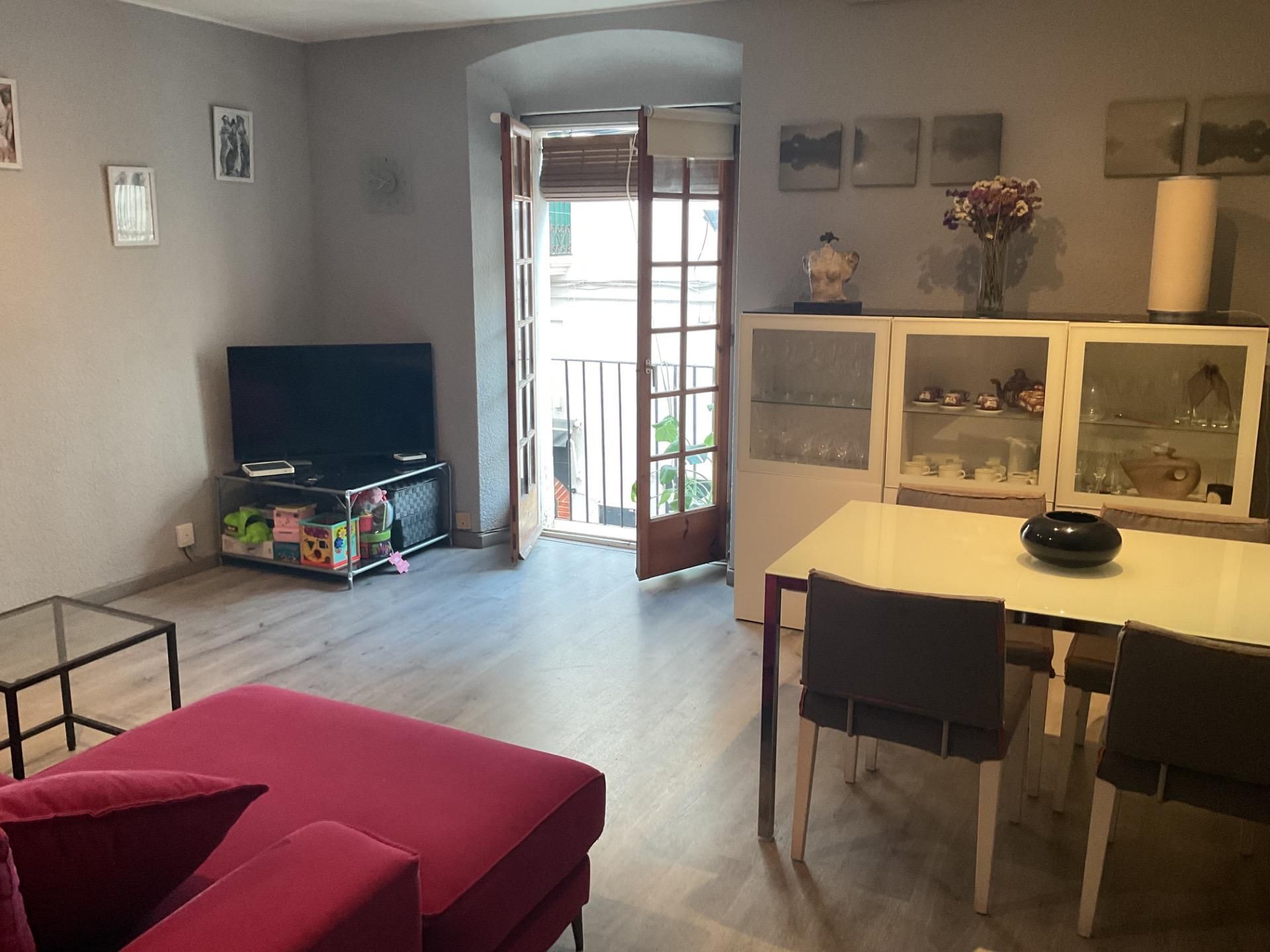 Sala d'estar de Casa adosada en venda en Vilanova i la Geltrú amb Aire condicionat, Calefacció i Terrassa