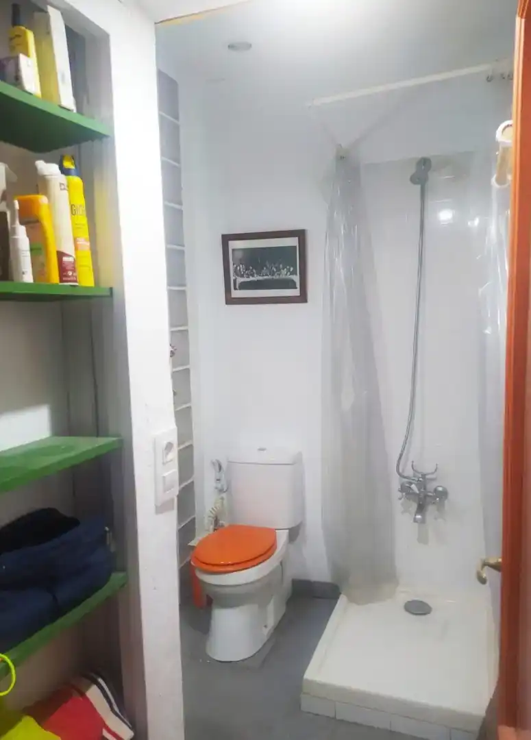 Bany de Loft de lloguer en  Madrid Capital amb Balcó