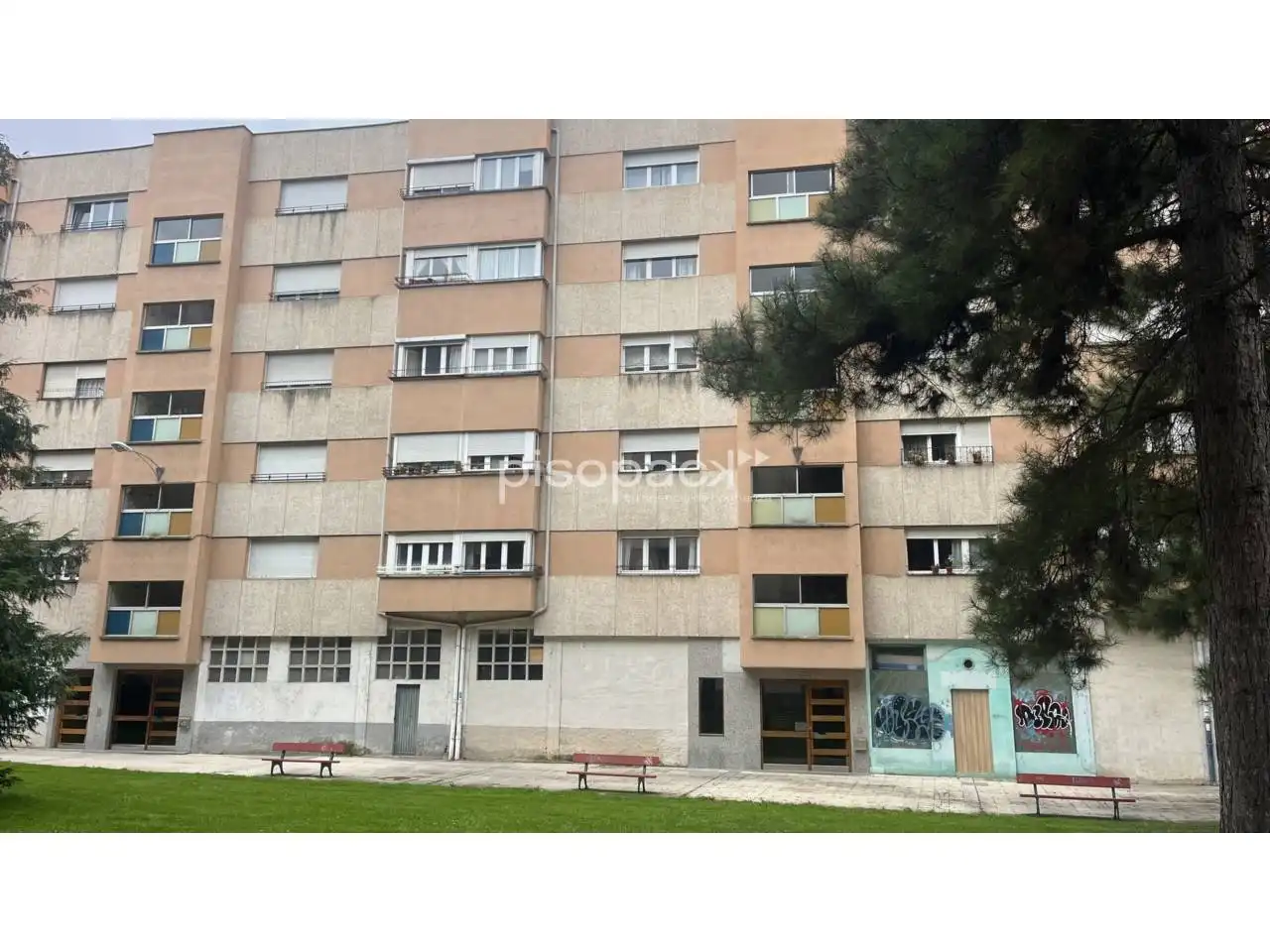 Exterior view of Flat for sale in  Pamplona / Iruña  with Heating, Parquet flooring and Alarm
