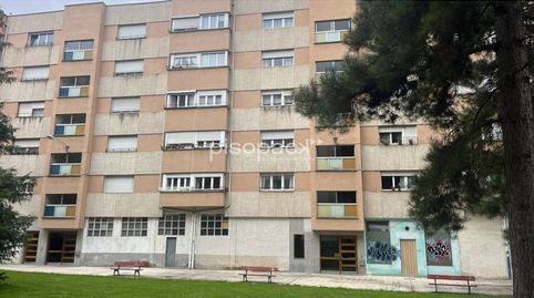 Foto 2 de Piso en venta en Plaza Monasterios de Navarra, San Juan, Pamplona / Iruña