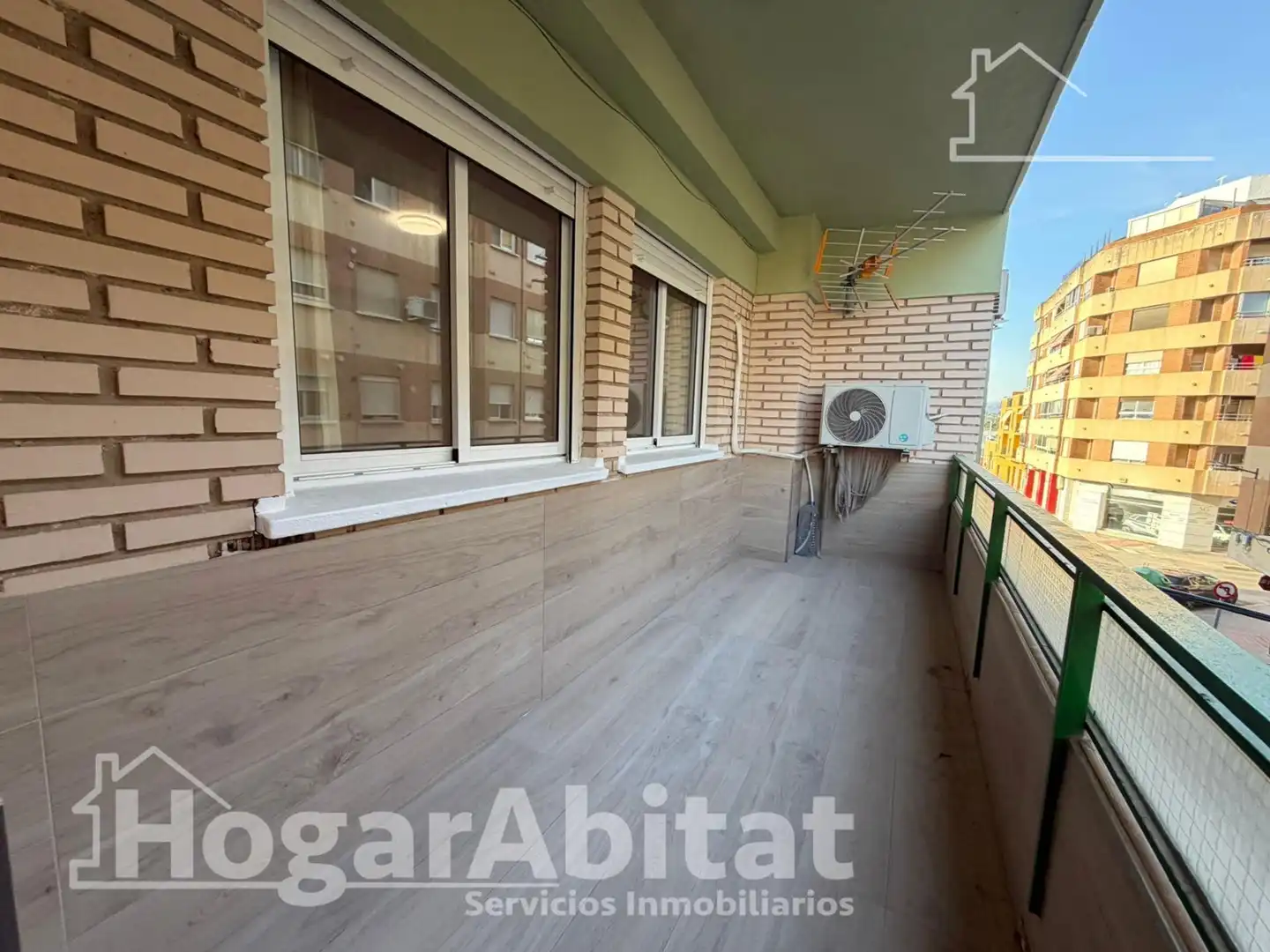 Habitación de Piso en venta en Llíria con Aire acondicionado y Balcón
