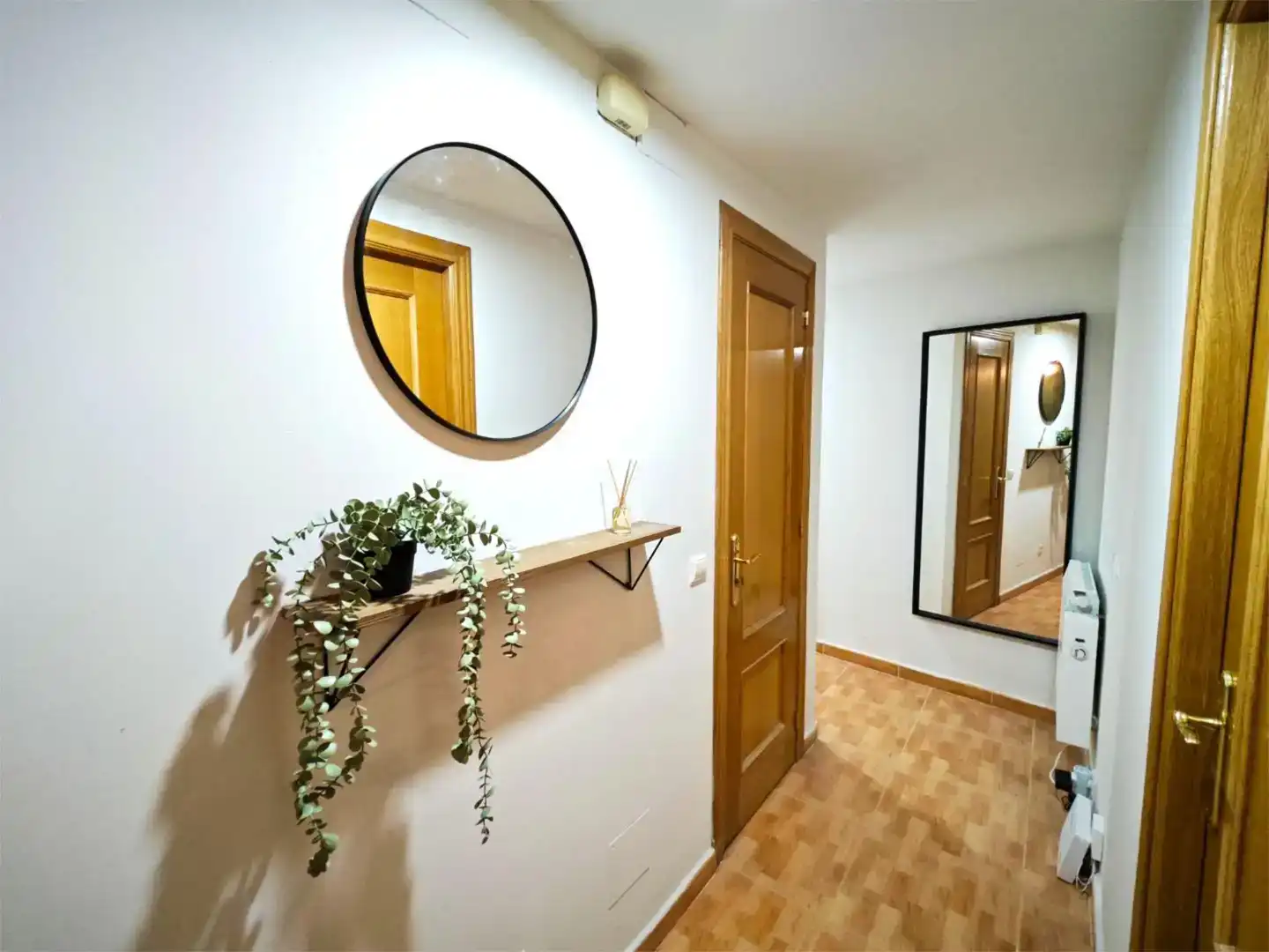 Flat for share in León Capital   with Storage room and Furnished