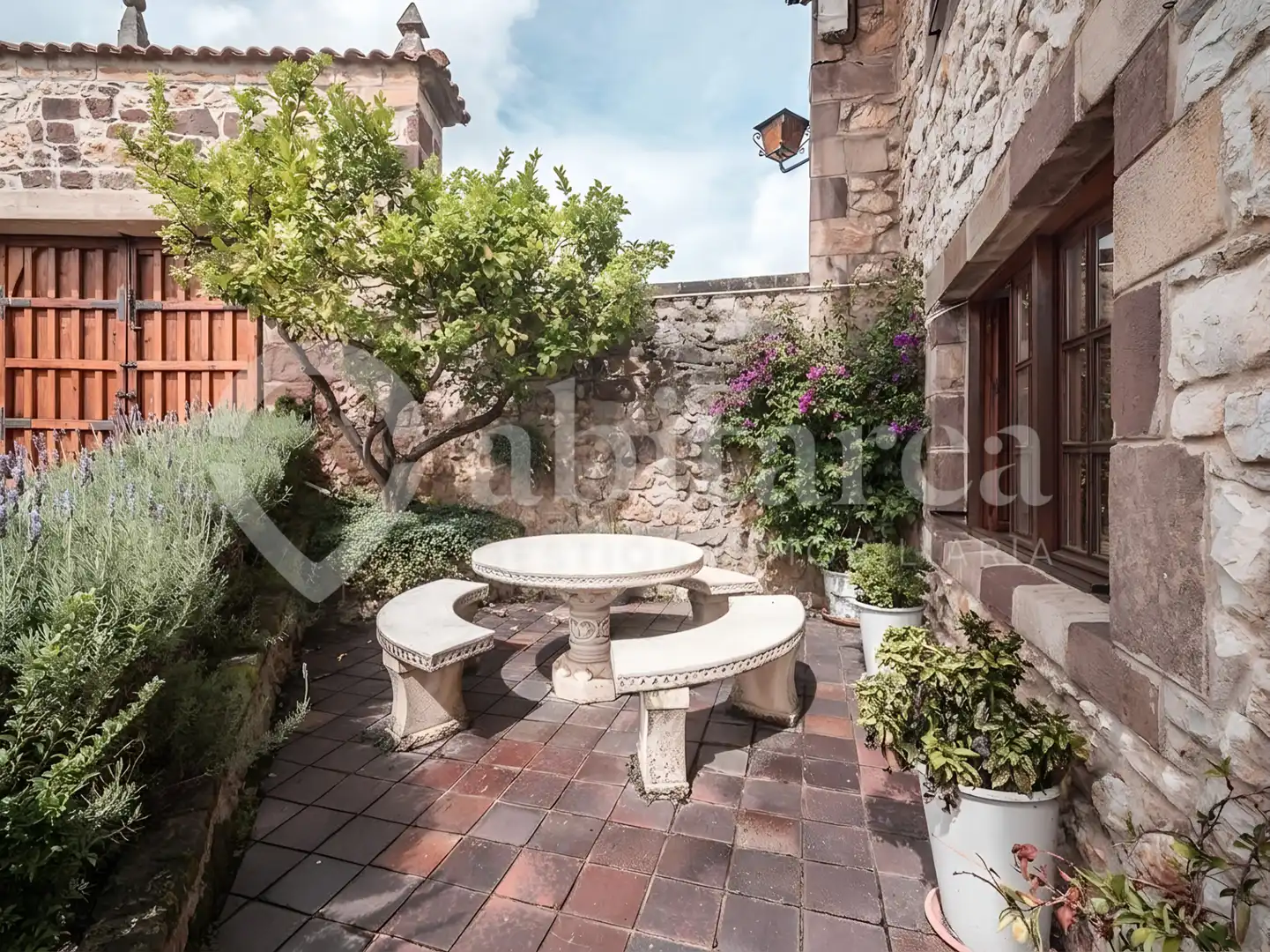 Terrace of Country homes for sale in Camargo  with Heating, Private garden and Parquet flooring