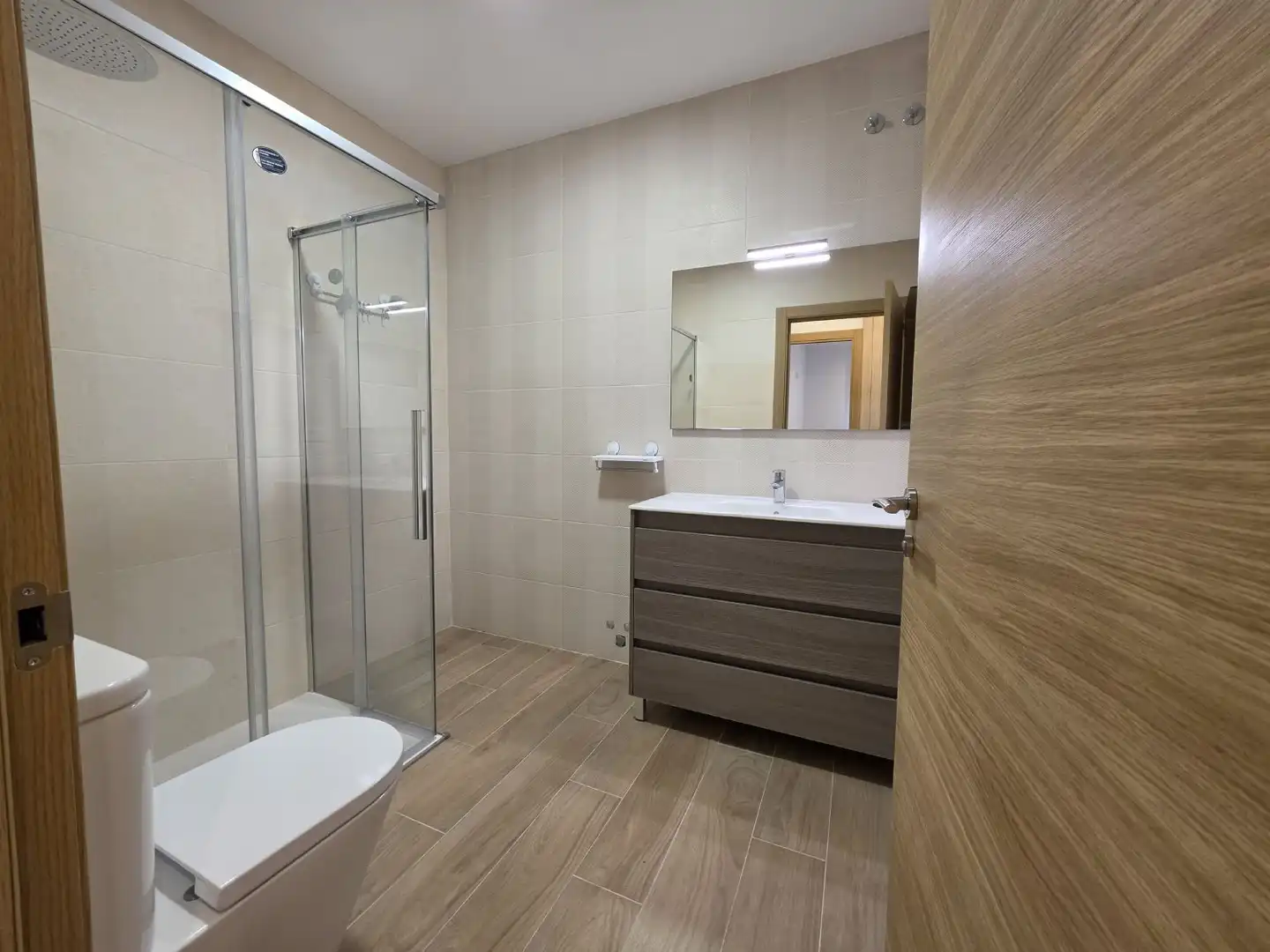 Bathroom of Flat for rent in A Coruña Capital   with Furnished