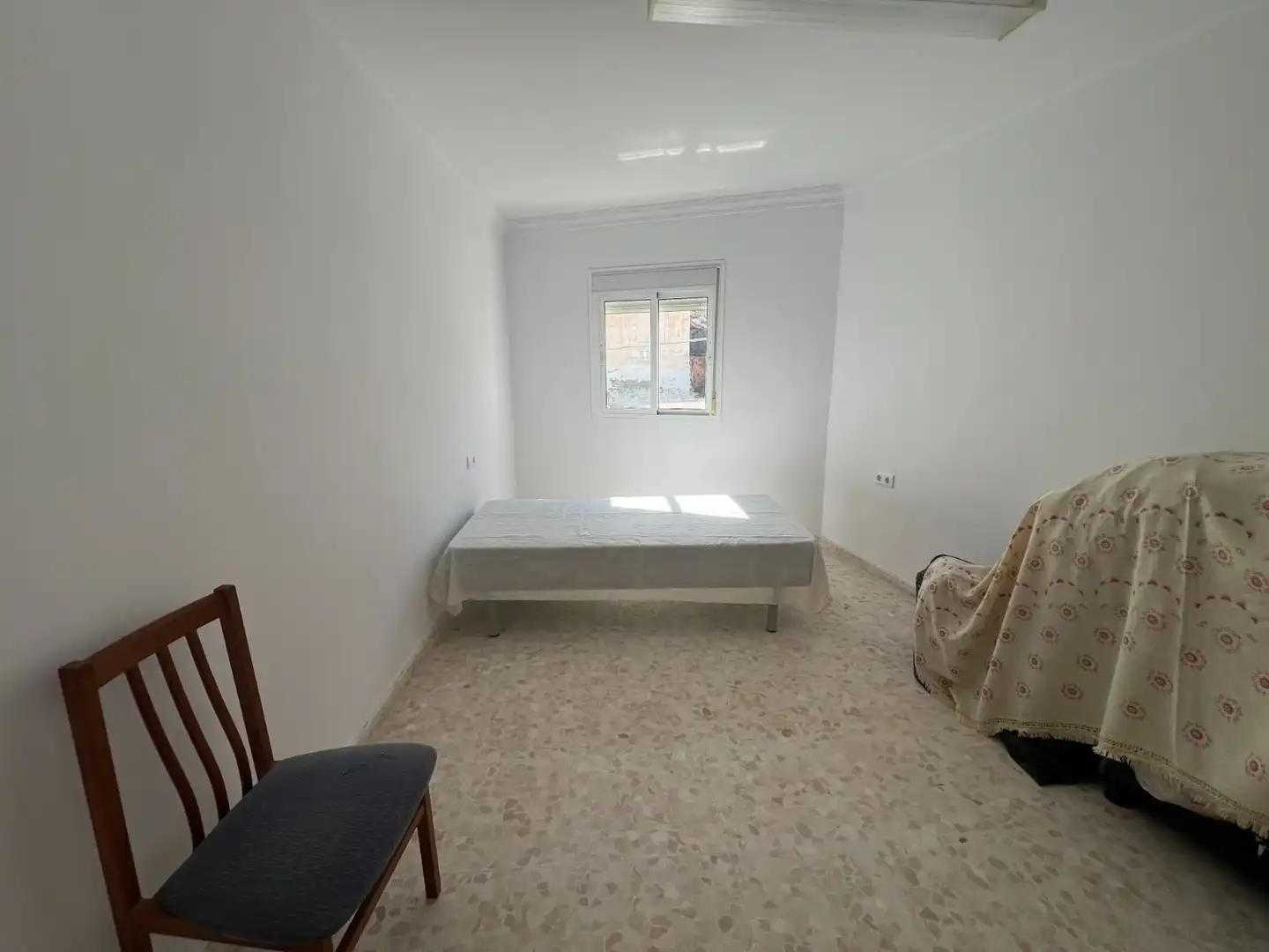 Habitación de Casa adosada en venta en Arenas con Terraza