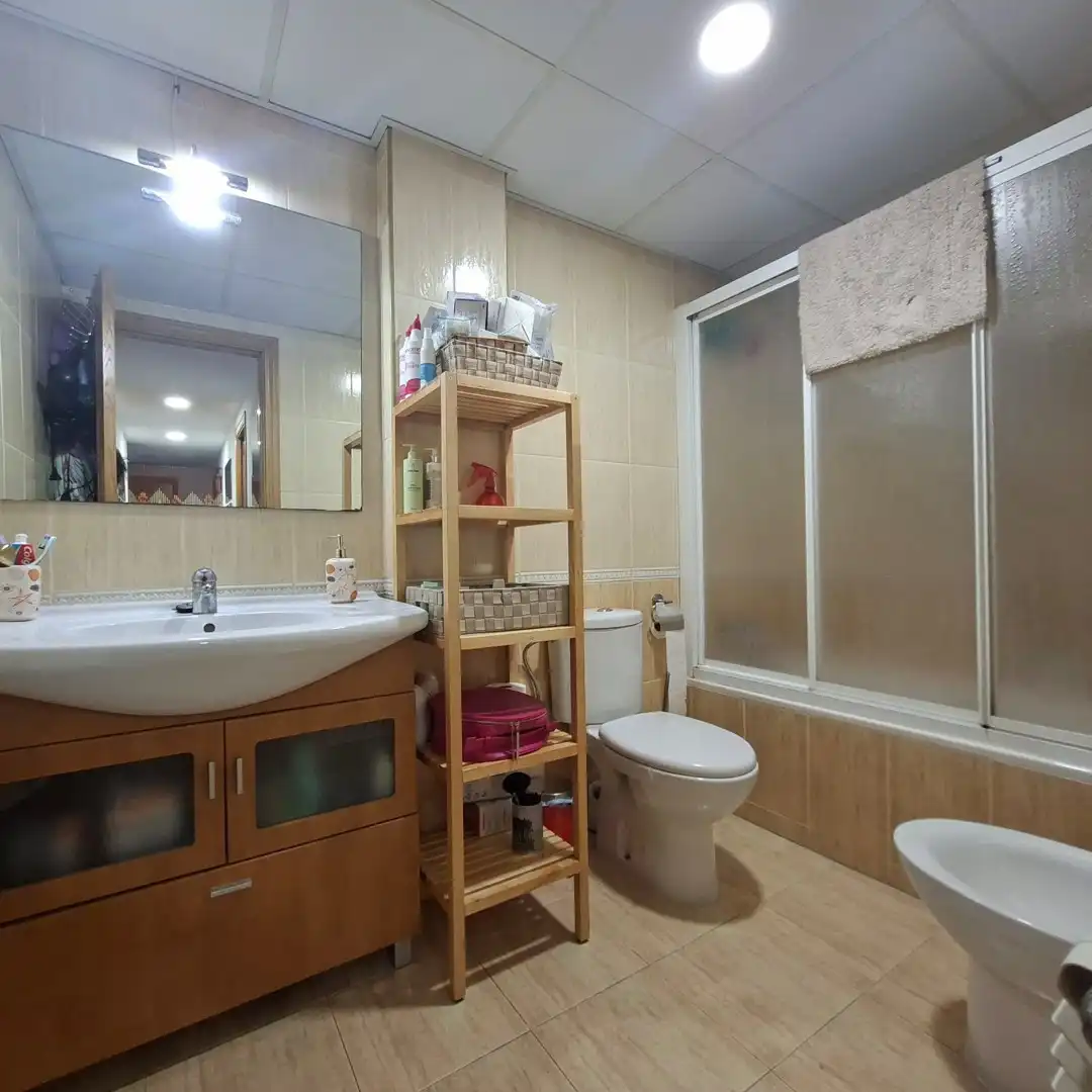 Bany de Pis en venda en Zaragoza amb Terrassa, Traster i Piscina