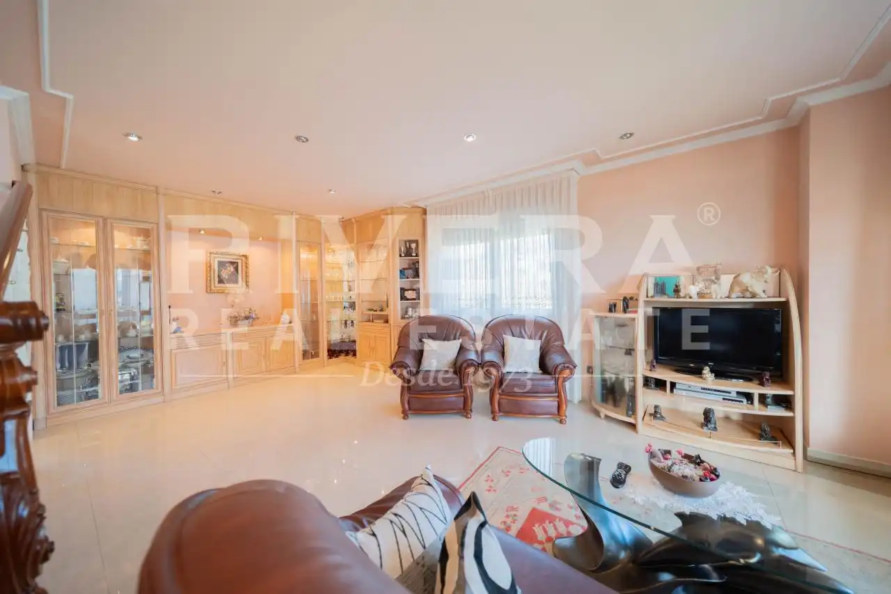 Sala de estar de Casa o chalet en venta en A Illa de Arousa  con Calefacción