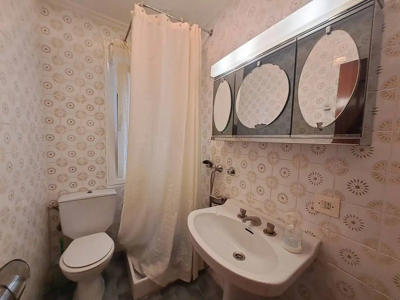 Baño de Piso en venta en Burgos con Calefacción y Trastero