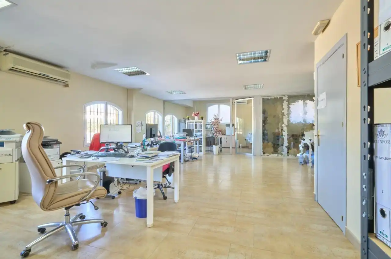 Nave industrial in vendita a Glorieta Don Antonio Páez Lobato (el Rey del Vinagre), imagen 38