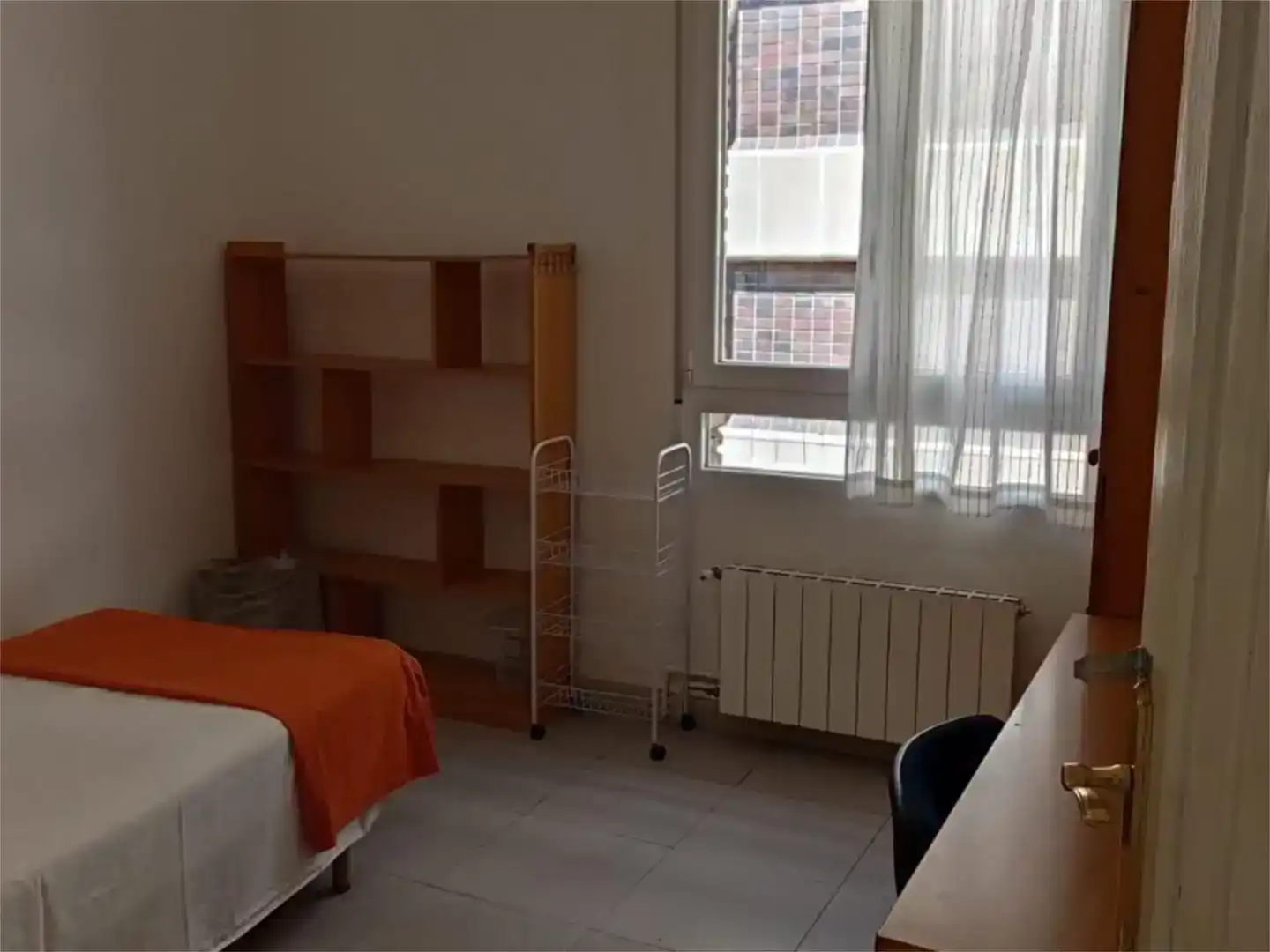 Habitación en Calle de Juan Pablo Bonet, 2, Ruiseñores