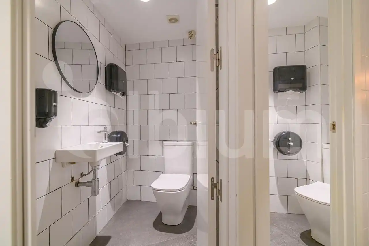 Local comercial en venda a Carrer JOSEP ANSELM CLAVE, imagen 22