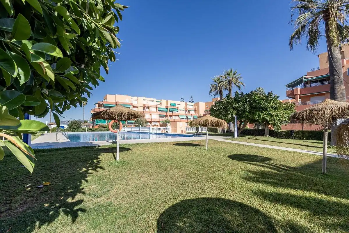 Dúplex amb piscina en venda a Salobreña Costa, imagen 34