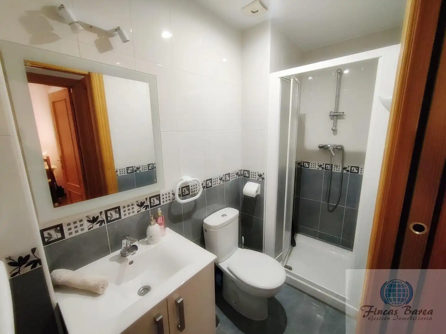 Bathroom of Flat for sale in Las Lagunas