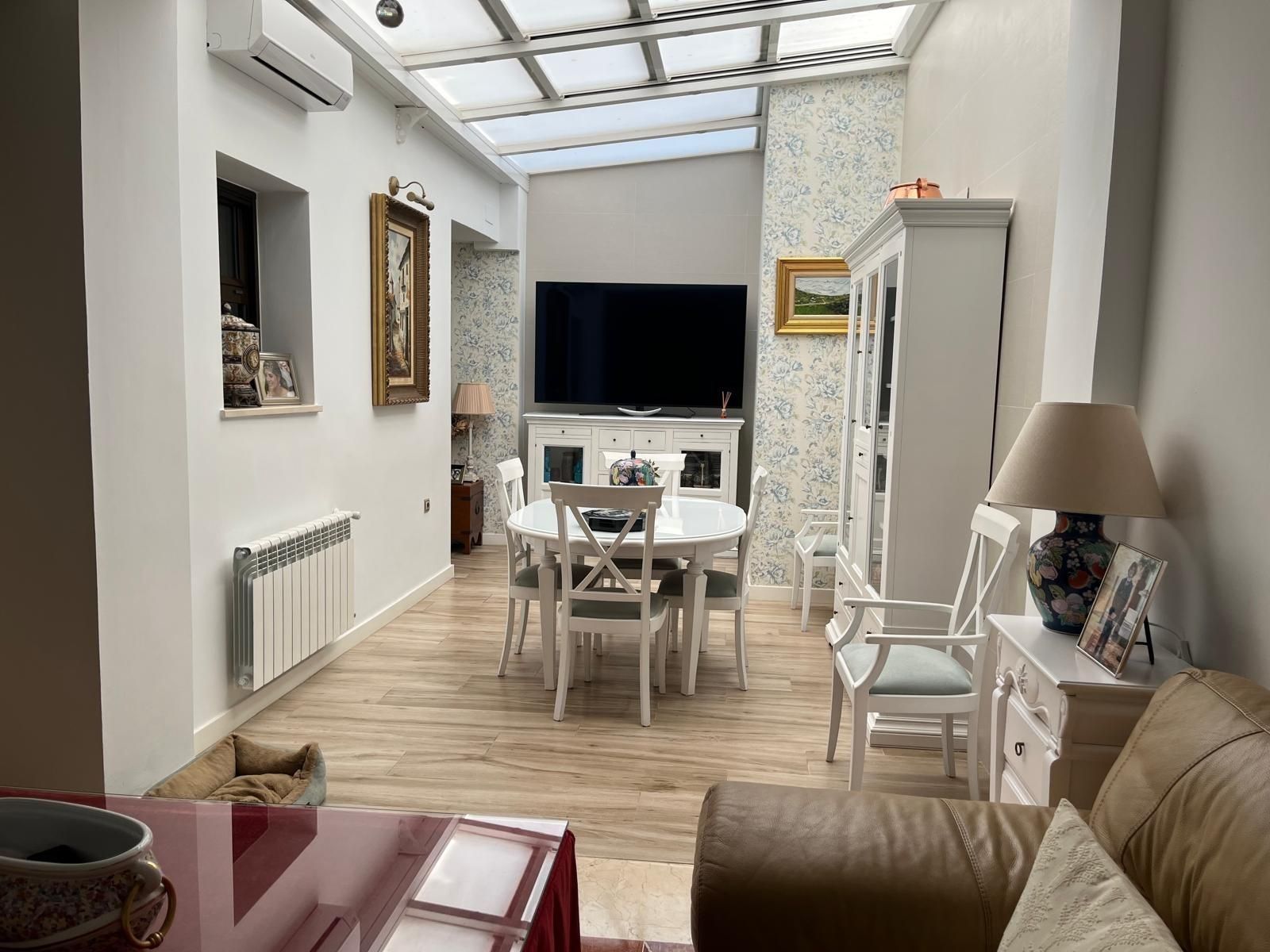 Dining room of Single-family semi-detached for sale in  Córdoba Capital  with Air Conditioner, Heating and Terrace