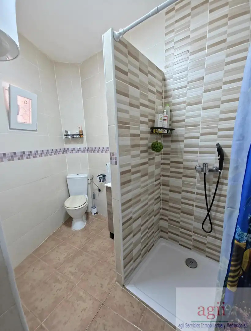 Bany de Casa o xalet en venda en Villalba del Rey amb Aire condicionat, Calefacció i Terrassa