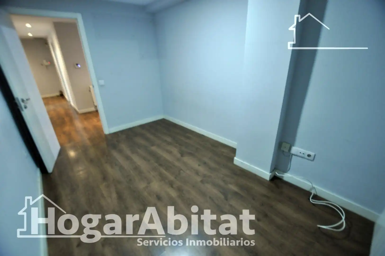 Bedroom of Flat for sale in Valencia  with Air Conditioner, Heating and Parquet flooring