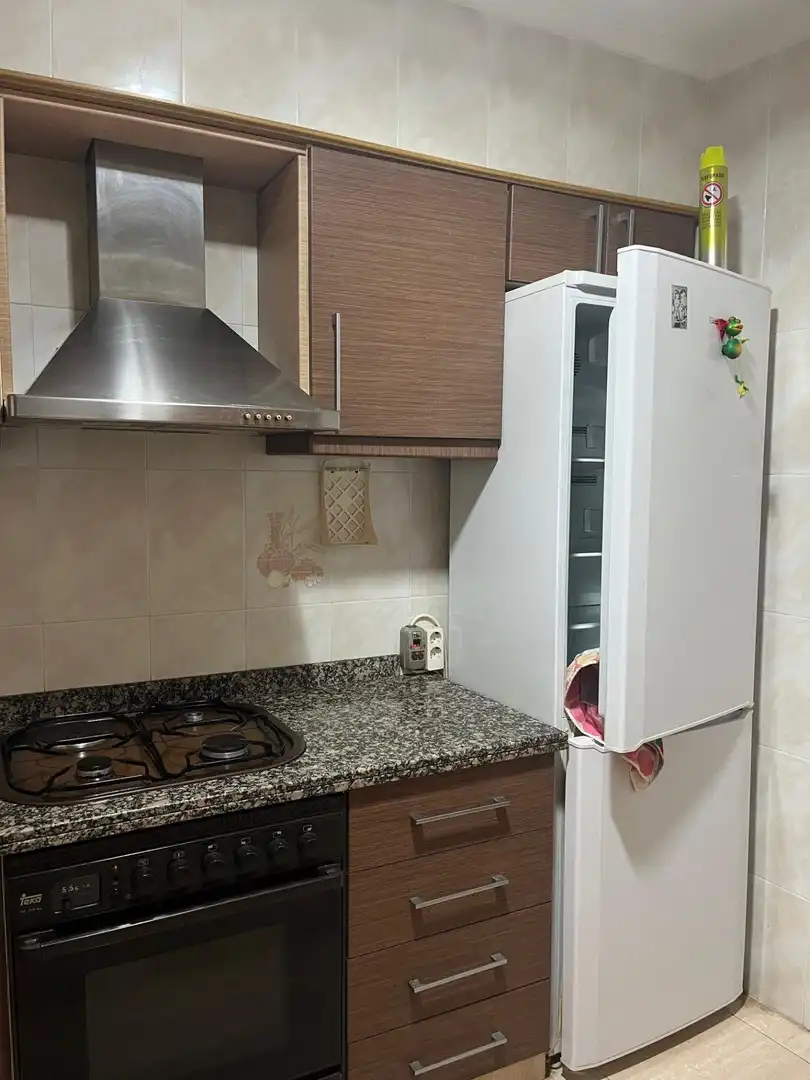 Cuina de Casa adosada en venda en Teresa de Cofrentes amb Calefacció