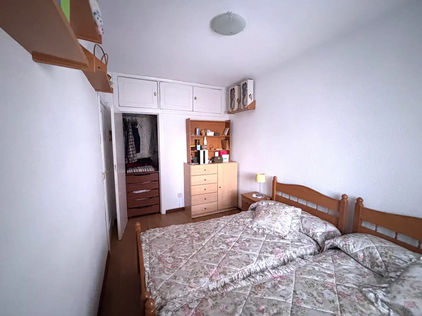 Habitación de Piso en venta en Madrid con Terraza, Trastero y Amueblado