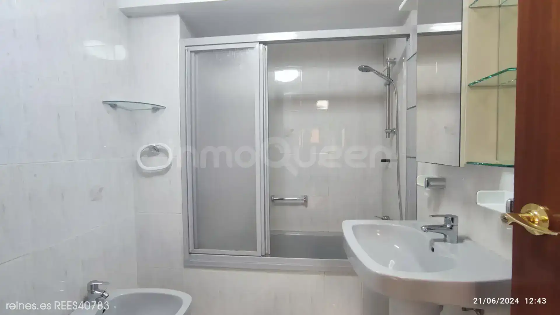 Baño de Piso de alquiler en Grado con Calefacción