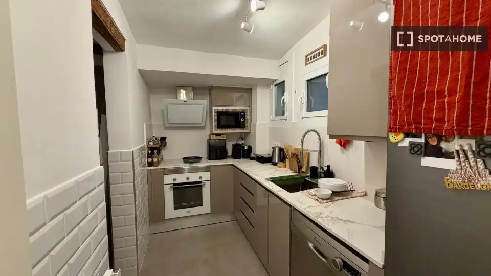 Piso con terraza en alquiler en Ciutat Vella, imagen 6