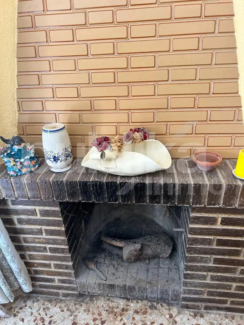 Country house zum Verkauf in Elche / Elx mit Terrasse, Abstellraum und Schwimmbad