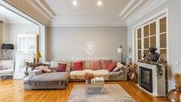 Living room of Flat for sale in  Barcelona Capital  with Air Conditioner, Heating and Terrace
