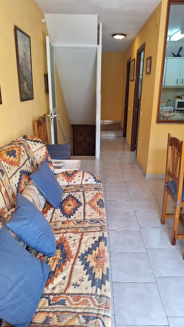 Einfamilien-Reihenhaus zum Verkauf in Torredembarra mit Heizung, Privatgarten und Terrasse