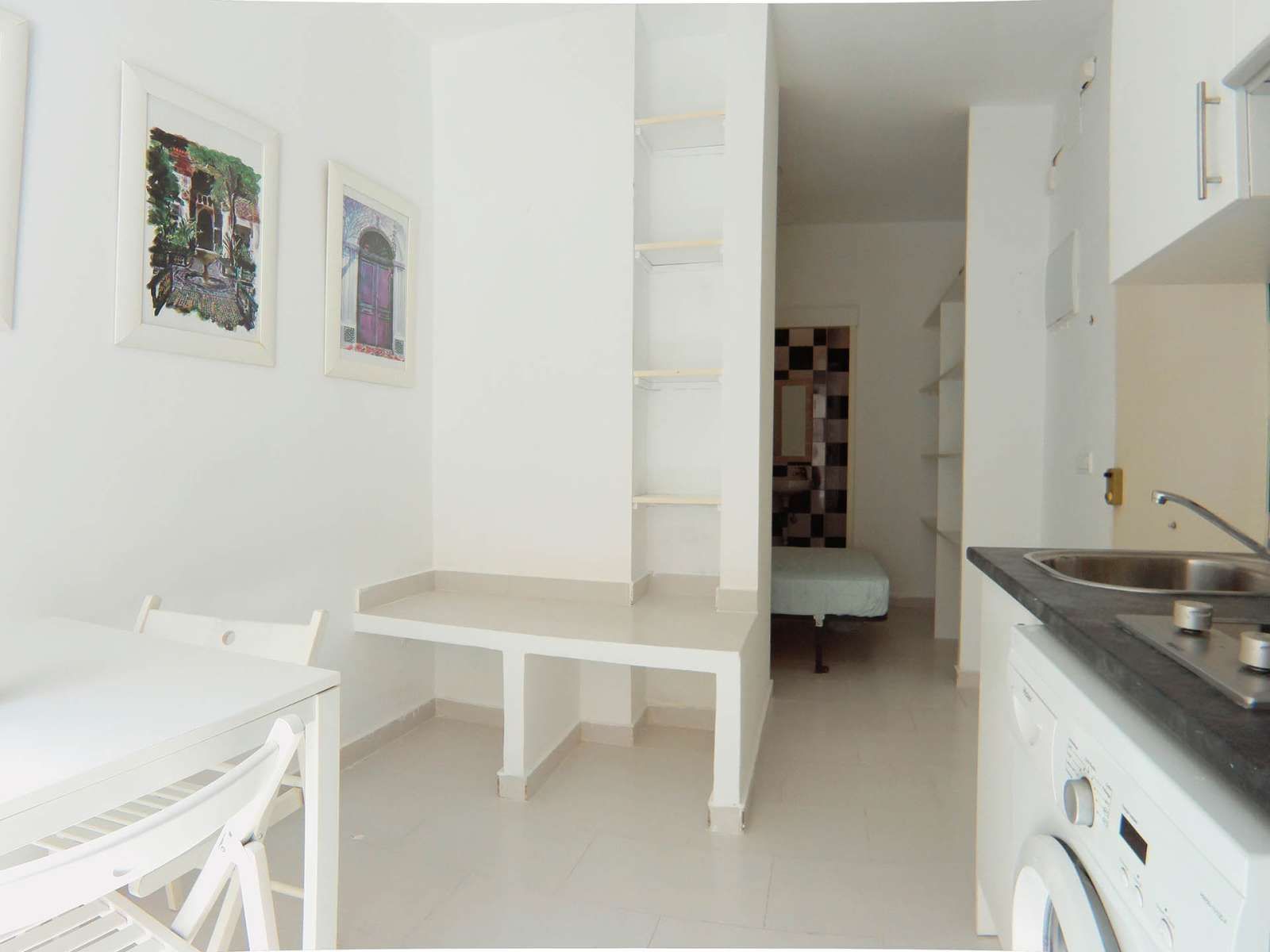 Study to share in  Madrid Capital  with Air Conditioner, Heating and Terrace