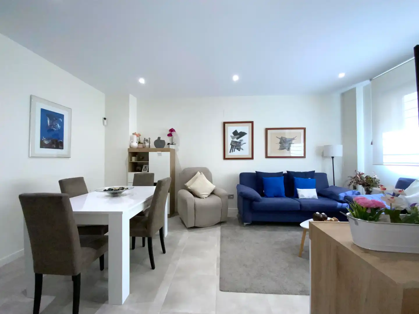 Wohnzimmer von Erdgeschoss zum Verkauf in Pineda de Mar mit Klimaanlage, Heizung und Terrasse