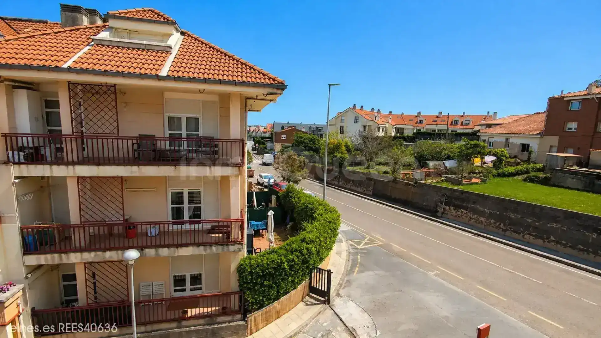 Vista exterior de Dúplex en venta en Piélagos con Calefacción, Terraza y Amueblado
