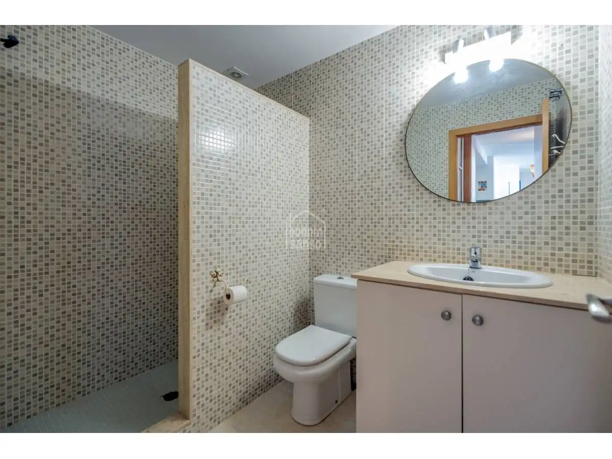 Baño de Apartamento en venta en Es Castell con Terraza