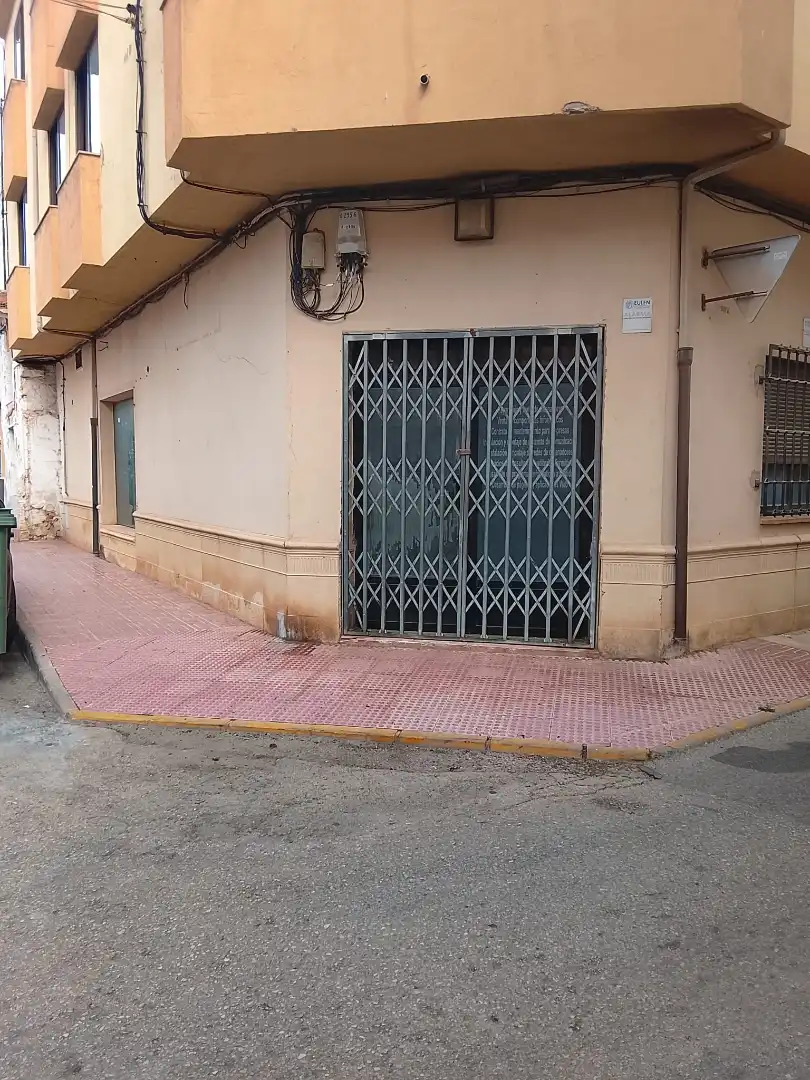 Business premises for sale in Calle San Roque 20
