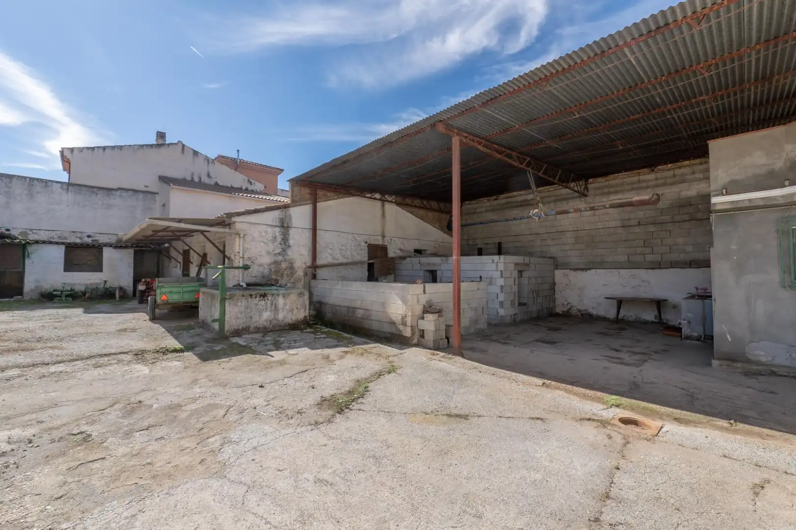 Vista exterior de Casa o chalet en venta en Albolote con Terraza y Balcón