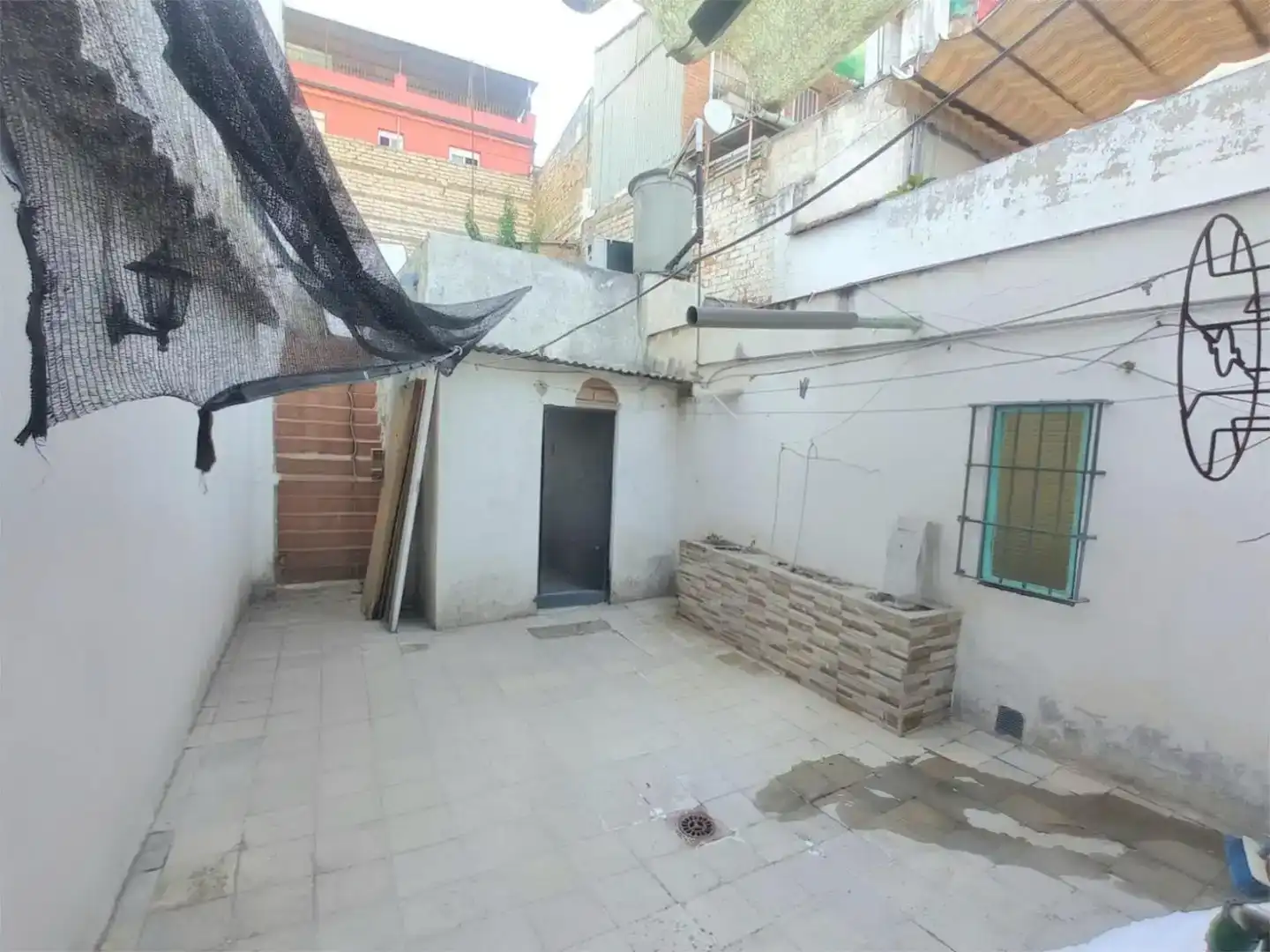 Casa adosada en venda en Linares