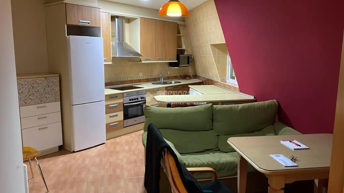 Cuina de Pis en venda en Úbeda amb Aire condicionat i Calefacció