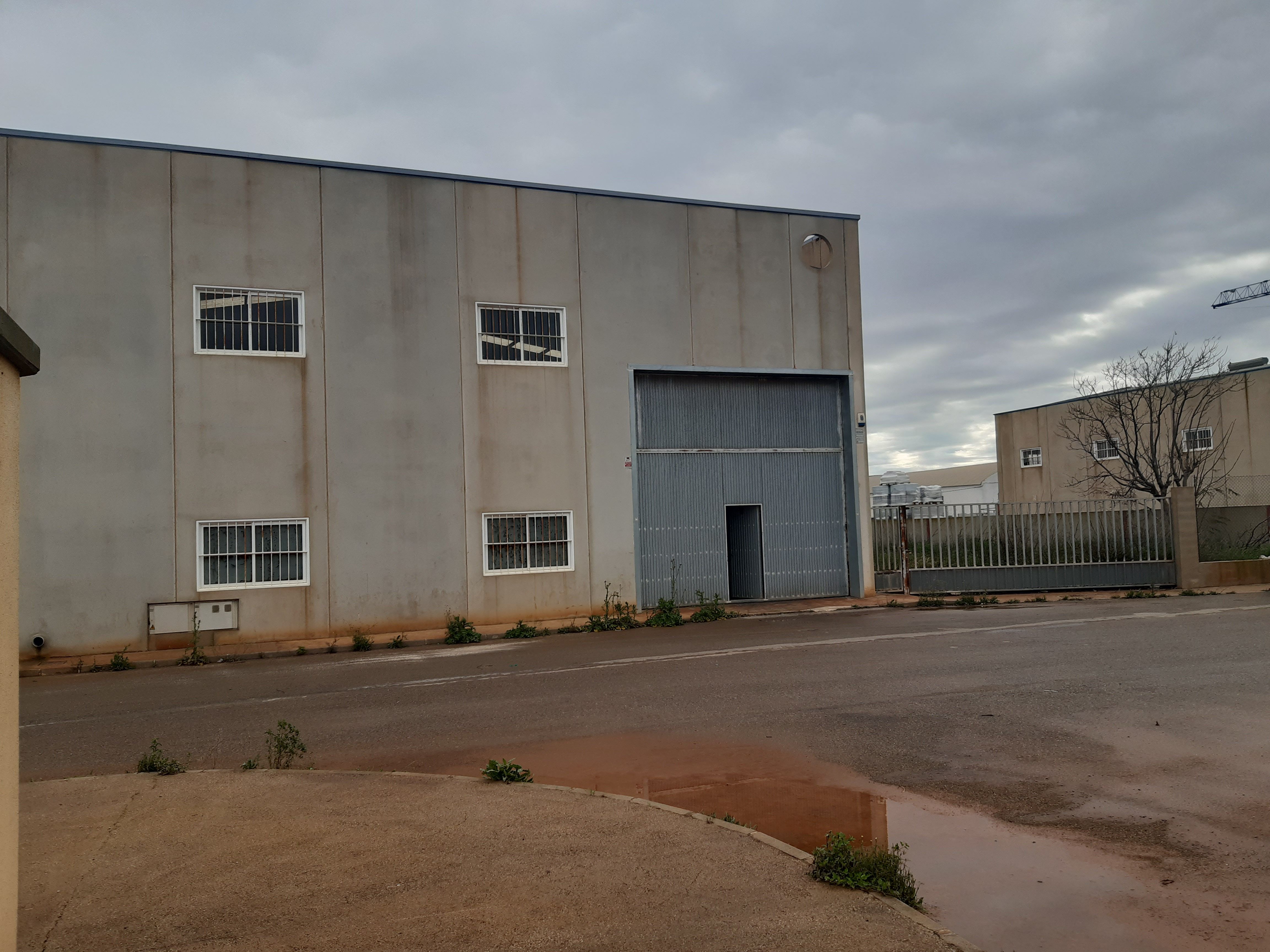 Vista exterior de Nau industrial de lloguer en Cartagena