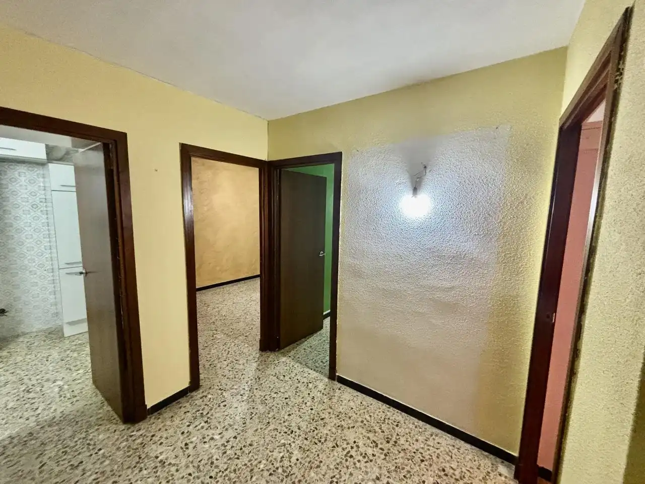 Flat for sale in Zaragoza  with Heating