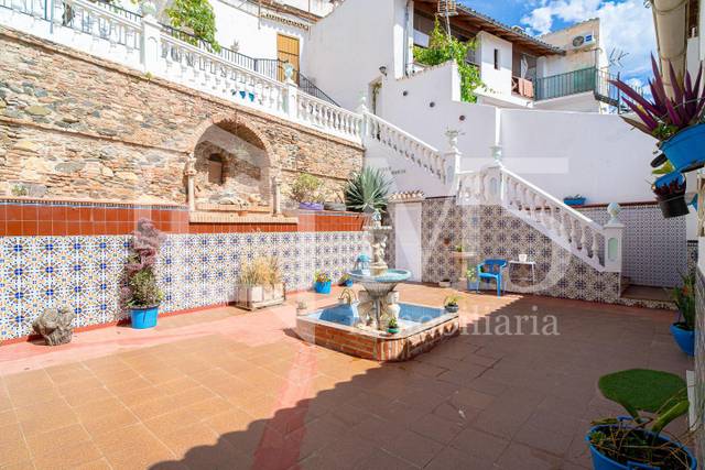 Casa-chalet en Venta en Centro Histórico