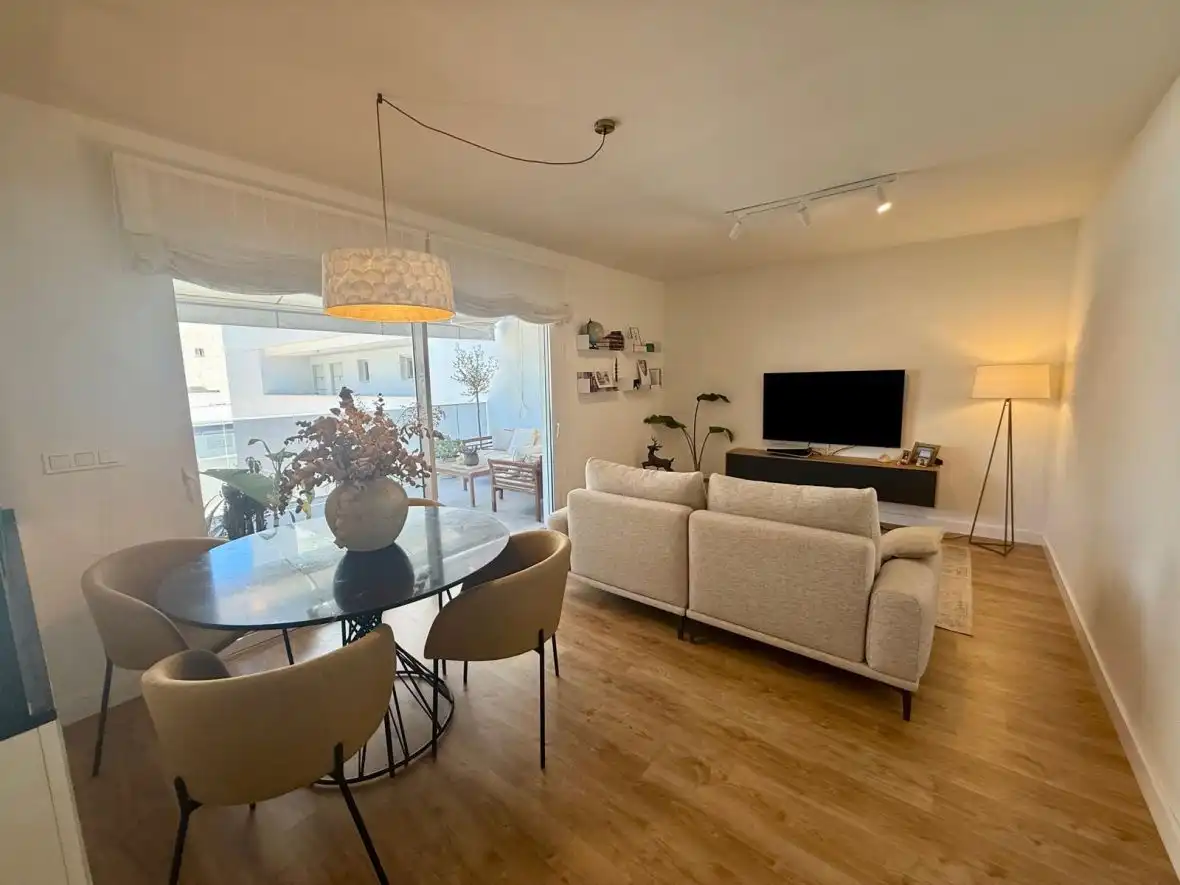 Sala d'estar de Apartament en venda en Santa Pola amb Calefacció, Terrassa i Piscina