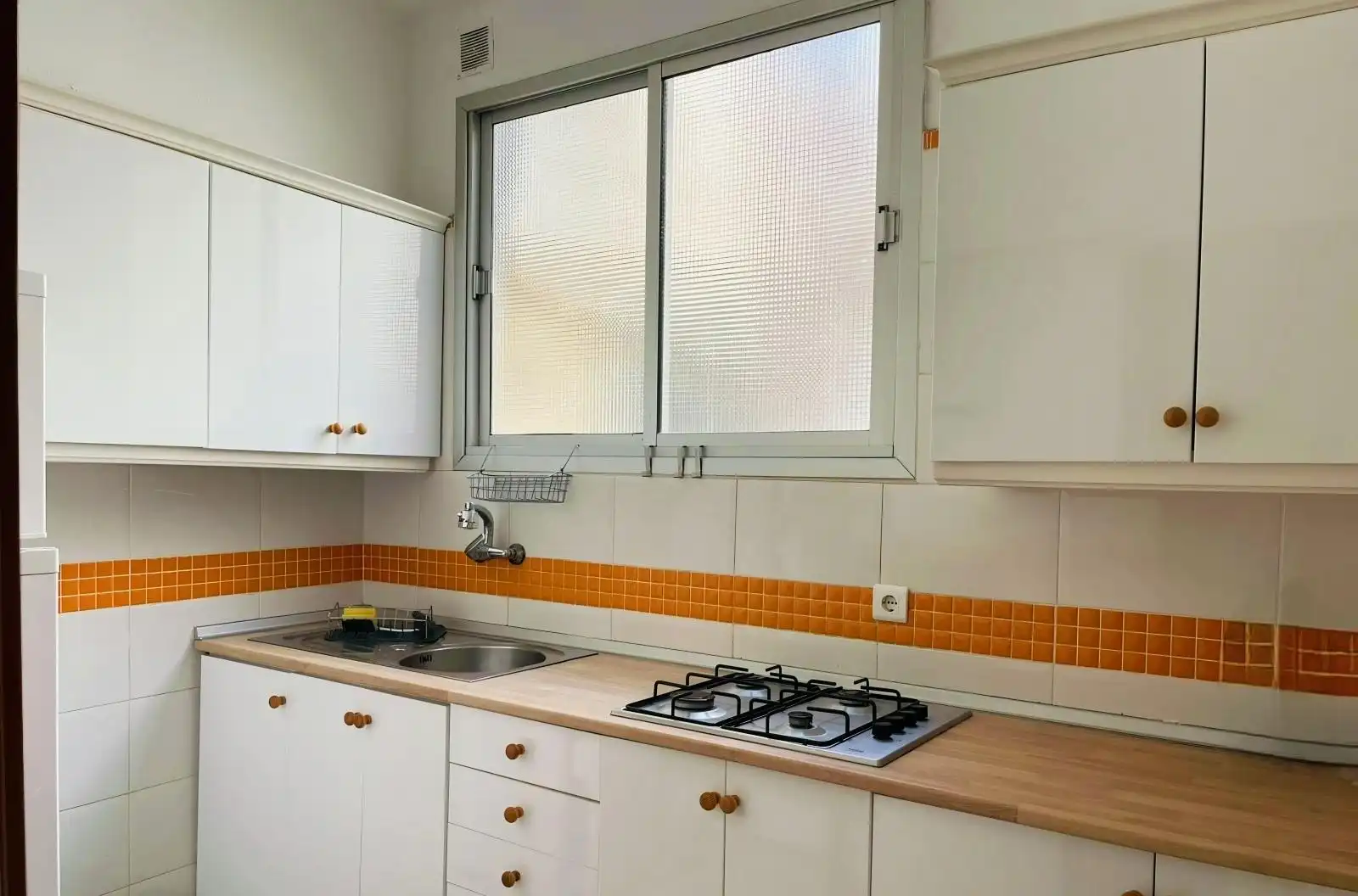 Cuina de Pis en venda en Las Palmas de Gran Canaria amb Jardí privat, Traster i Moblat