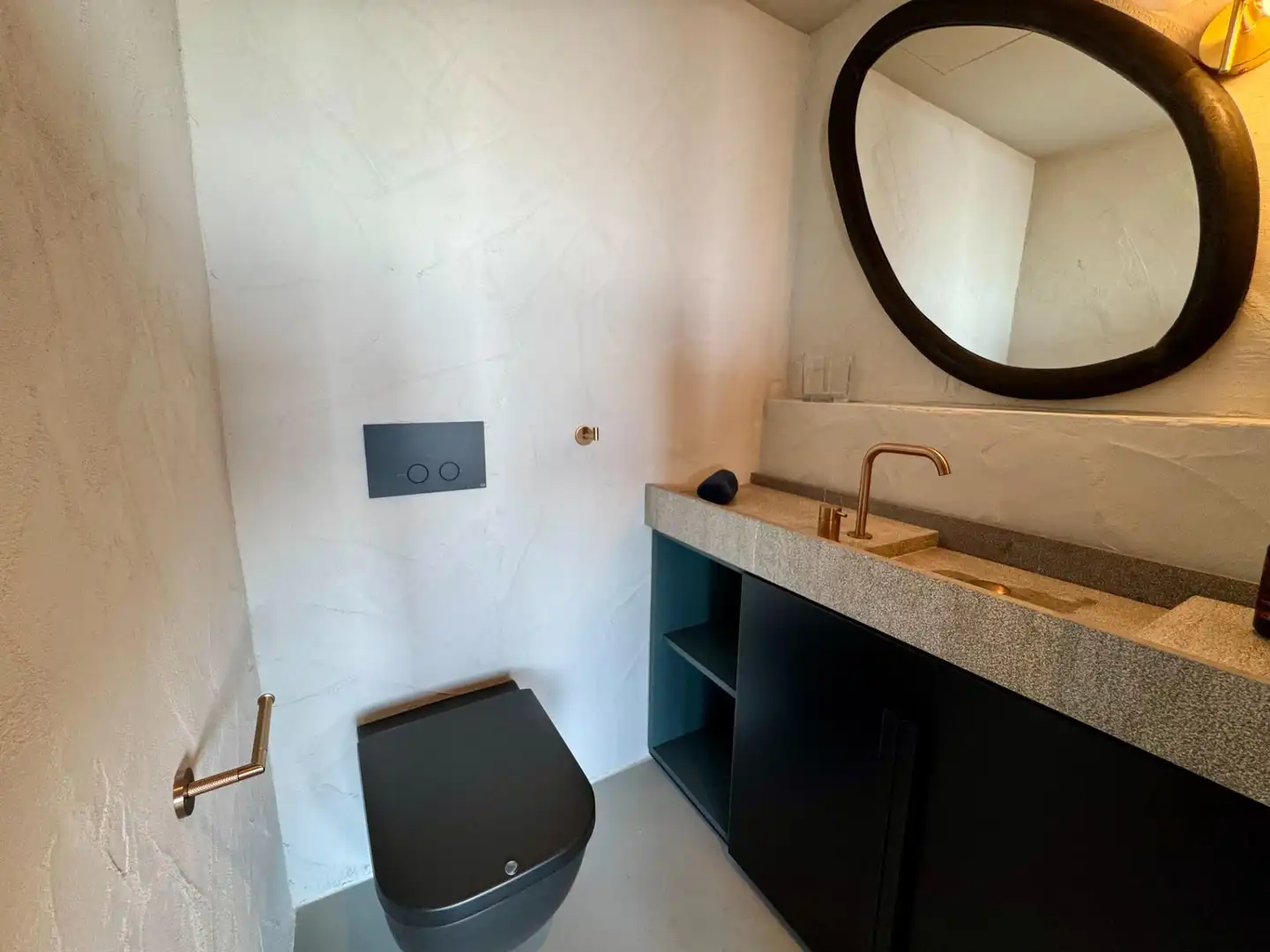 Bathroom of Flat for sale in  Palma de Mallorca  with Air Conditioner, Heating and Terrace