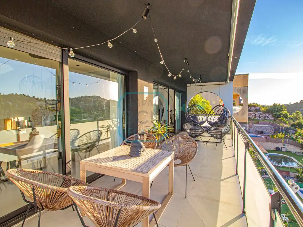 Terrasse von Haus oder Chalet zum Verkauf in Calafell mit Klimaanlage, Schwimmbad und Balkon