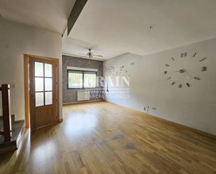 Single-family semi-detached to rent in Imaginalia - Llanos del Águila