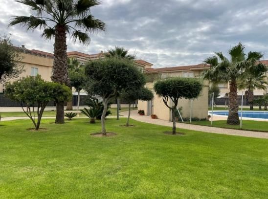 Vista exterior de Planta baixa en venda en Sanlúcar de Barrameda amb Jardí privat, Terrassa i Balcó